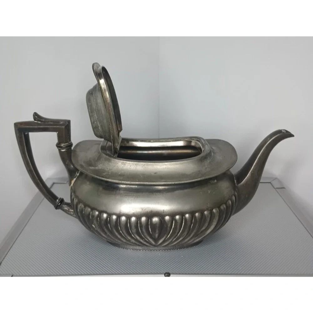 Daniel & Arter vintage silver